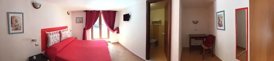 Ada'S Guest House Bosa 0*,
