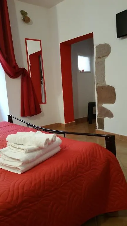 Ada'S Guest House Bosa