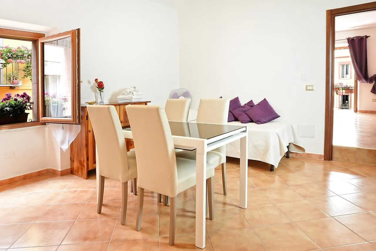 Ada'S Guest House Bosa 0*,  Italy